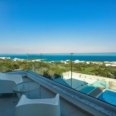 Kono Provoles - Luxury 4 Bedroom With Stunning Panoramic Sea Views *