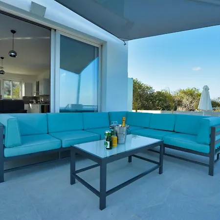 Kono Provoles - Luxury 4 Bedroom With Stunning Panoramic Sea Views פרוטאראס