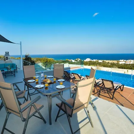 Villa Kono Provoles - Luxury 4 Bedroom With Stunning Panoramic Sea Views