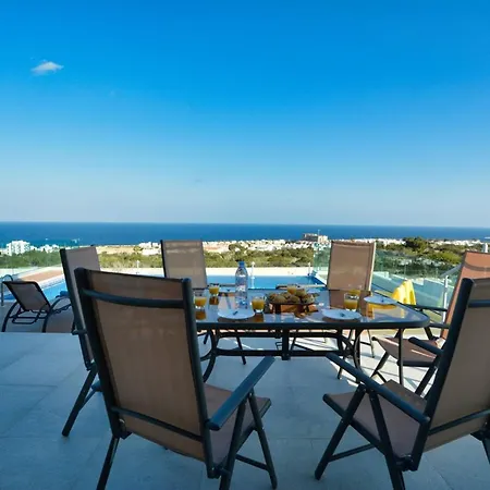 וילה Kono Provoles - Luxury 4 Bedroom With Stunning Panoramic Sea Views פרוטאראס