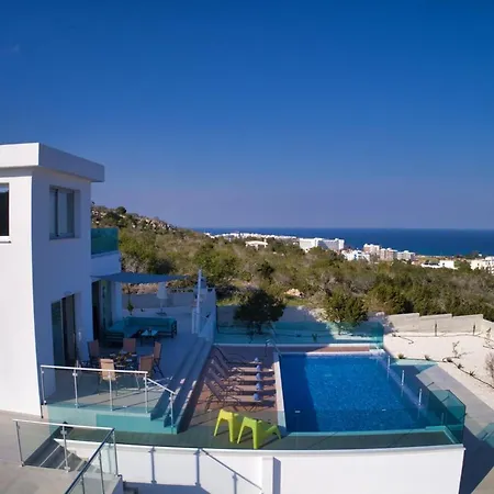 וילה Kono Provoles - Luxury 4 Bedroom With Stunning Panoramic Sea Views *