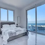 Kono Provoles - Luxury 4 Bedroom With Stunning Panoramic *